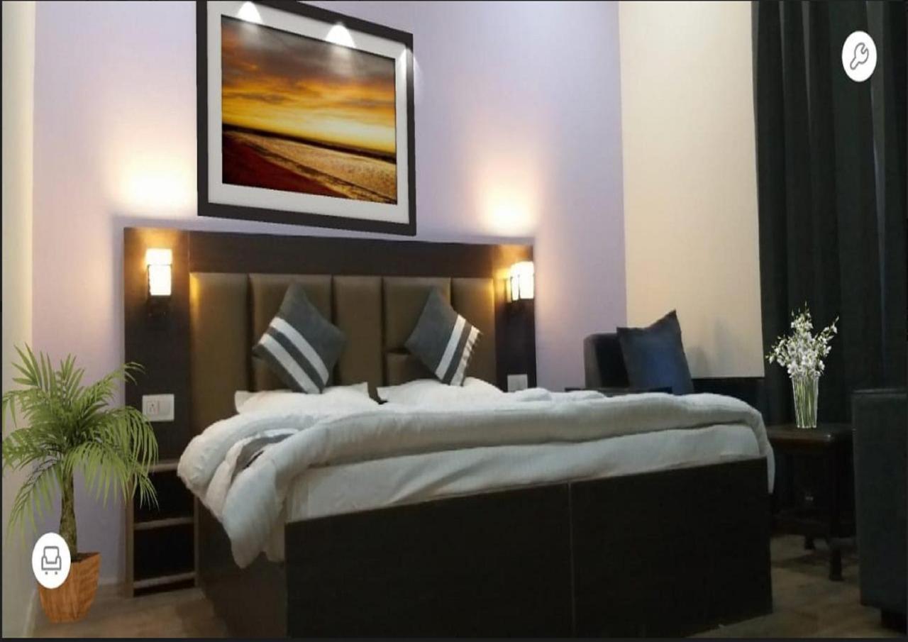 Hotel Kargil Heights Dış mekan fotoğraf