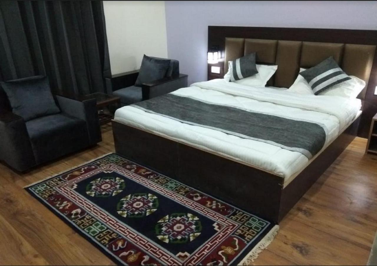 Hotel Kargil Heights Dış mekan fotoğraf