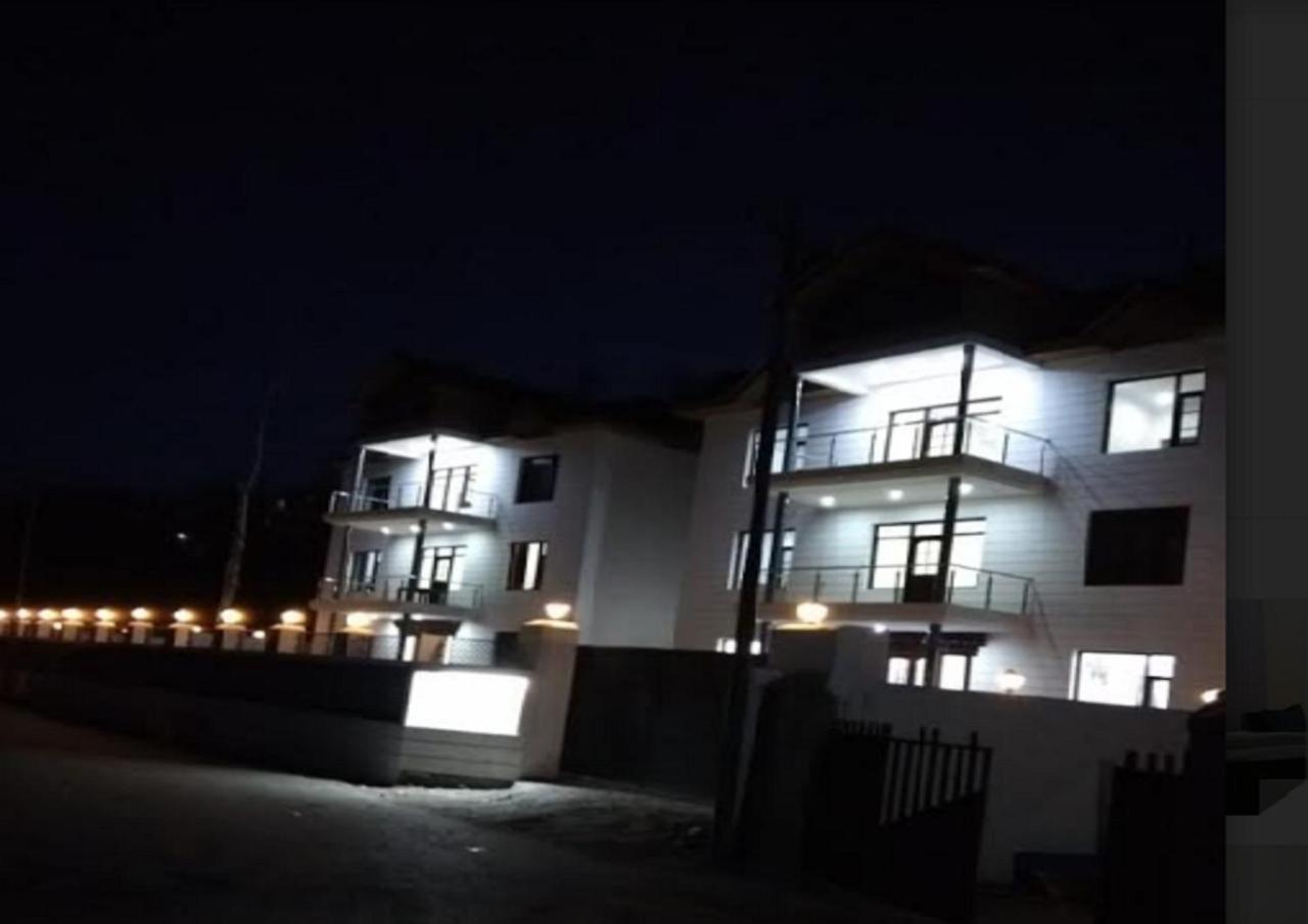 Hotel Kargil Heights Dış mekan fotoğraf