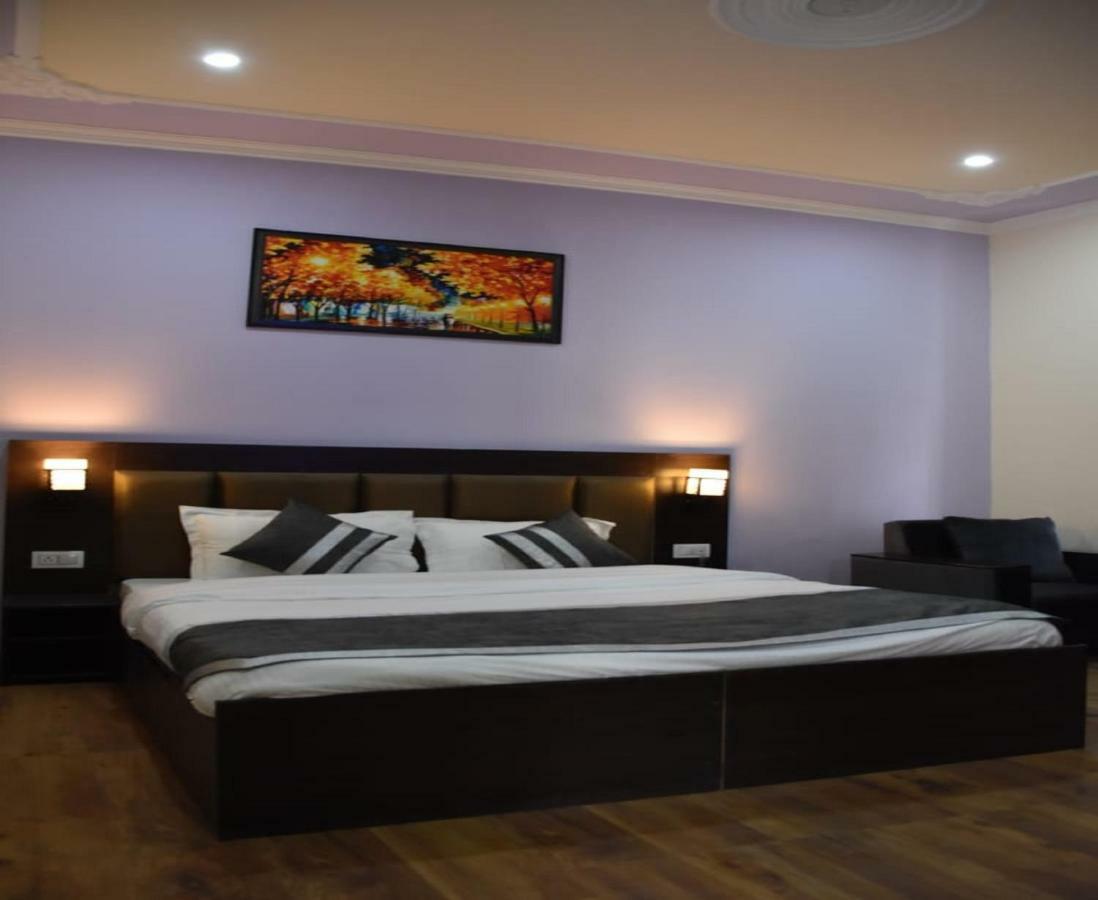 Hotel Kargil Heights Dış mekan fotoğraf