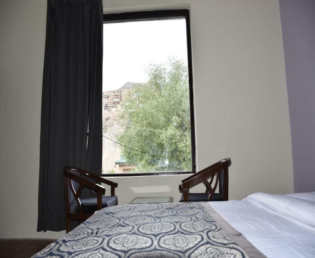 Hotel Kargil Heights Dış mekan fotoğraf